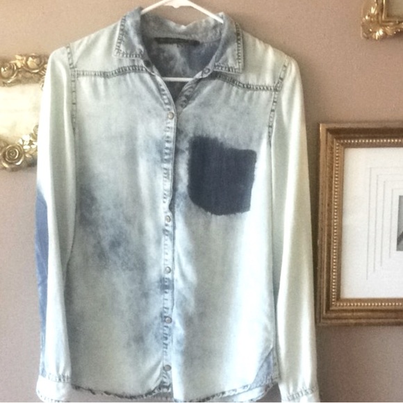 Zara Tops - Zara denim shirt